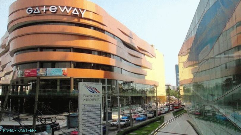 Nákupní centrum Gateway Ekkamai v Bangkoku