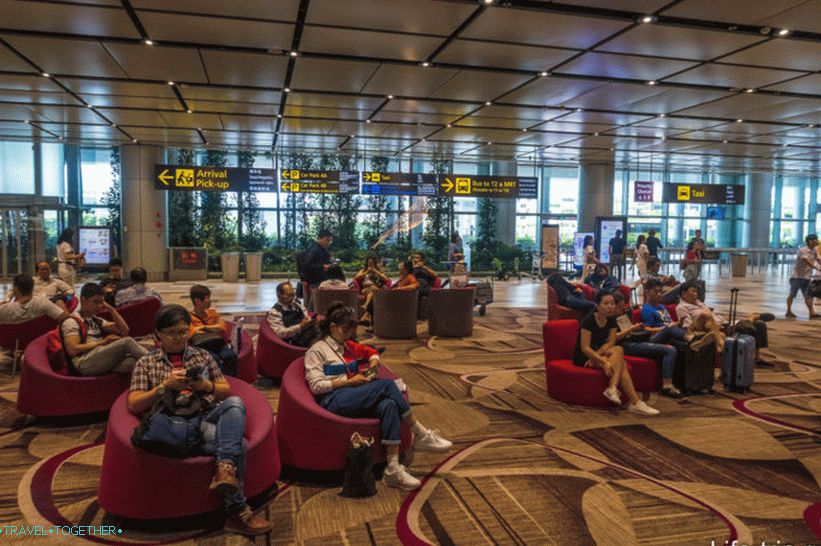 Letiště Changi v Singapuru - vše pro pohodlí a relaxaci