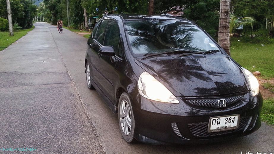 Honda Jazz za 12 000 bahtů / mo