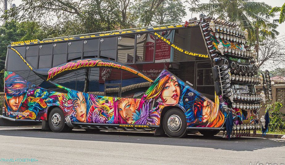 Ayuttai Monster Bus