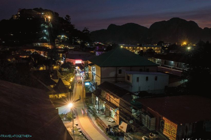 Věž na spasení před vlnou tsunami na Phi Phi Don