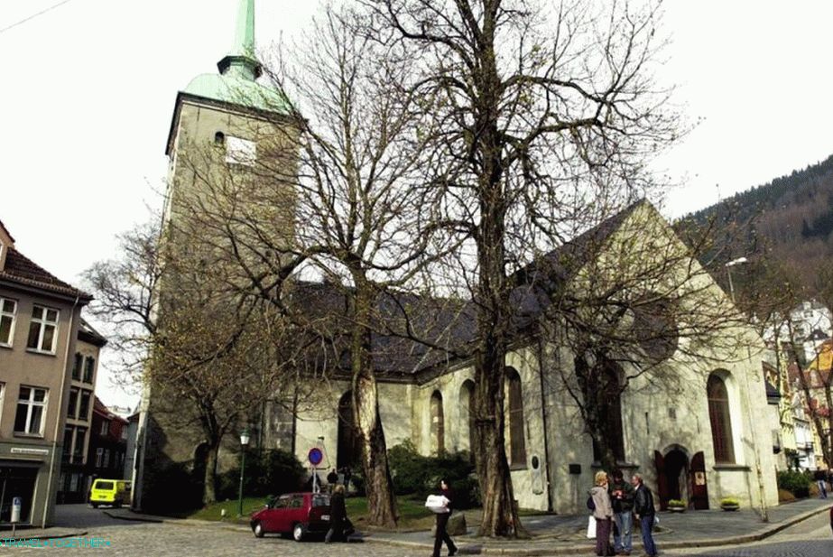 Kostel svatého kříže