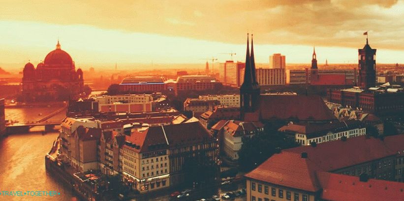 Berlín při západu slunce