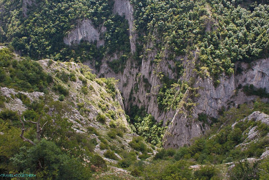 Velký kaňon na Krymu shora