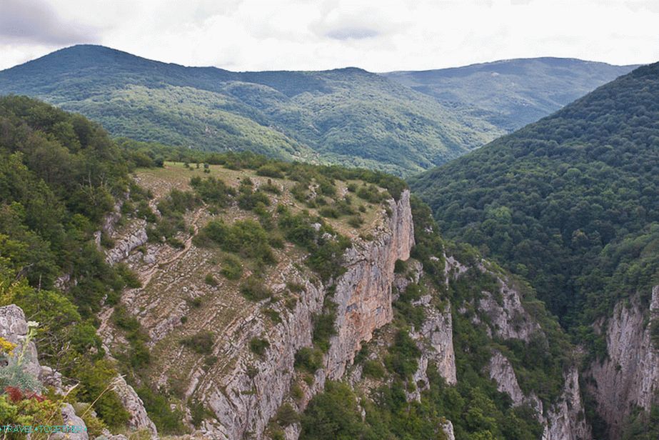 Velký kaňon na Krymu shora