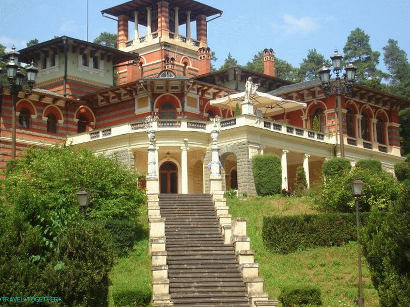 Lycanský palác
