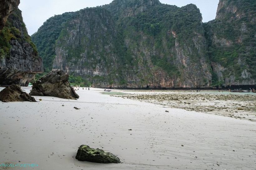 Bay Maya Bay na Phi Phi - celá pravda o pláži z filmu s Di Caprio