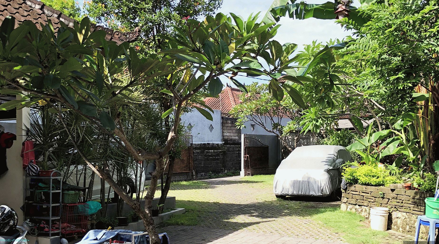 Yard poblíž Bali