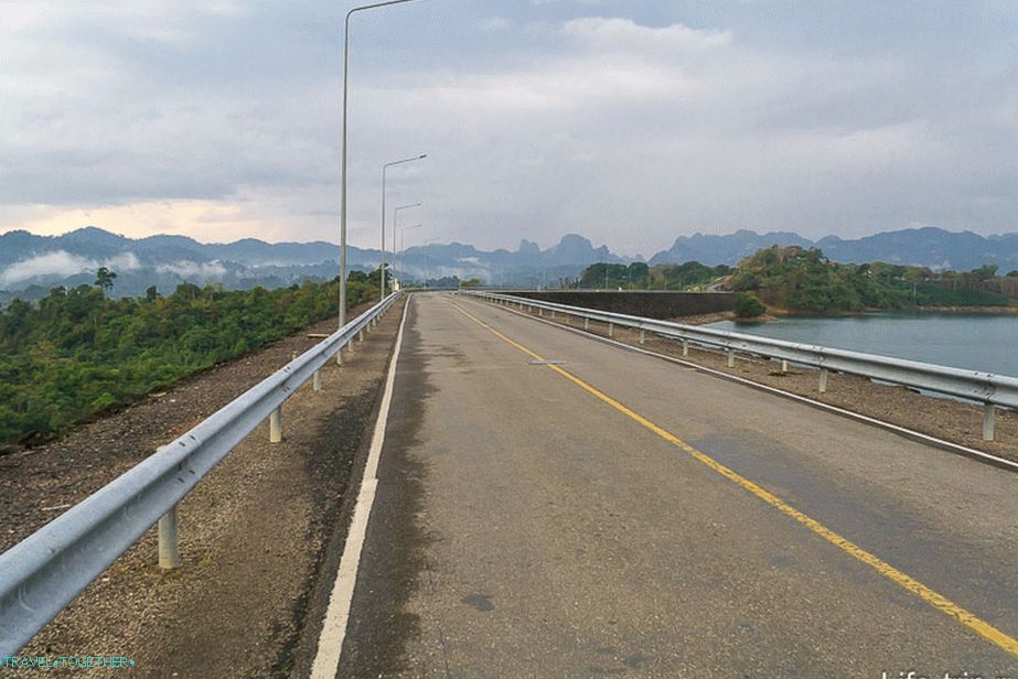 dam-01