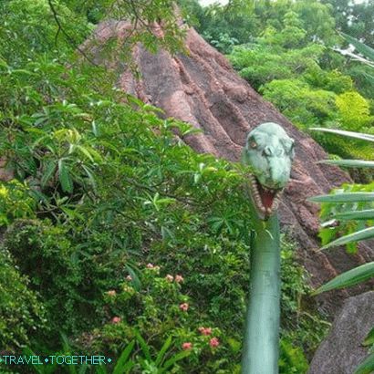 Dino Park v Phuketu