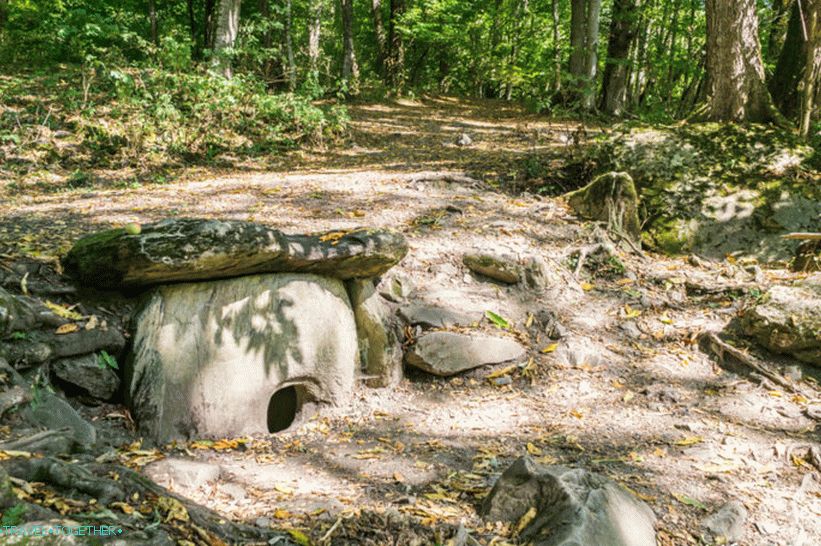 Dolmens v Krasnaya Polyana - orientační bod pro amatérky
