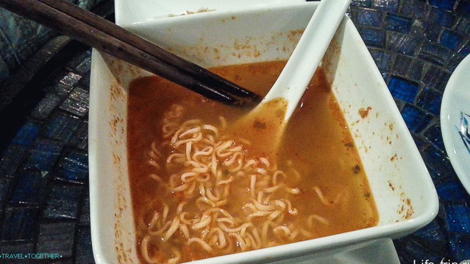 Tom Yam z balíčku pro bezdomovce