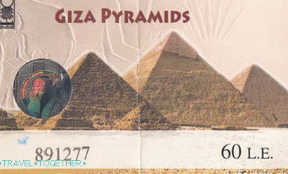 Vstupenka do starověkých pyramid.
