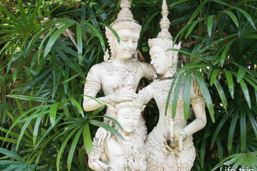Dusit Dhewa - kulturní centrum na Koh Samui