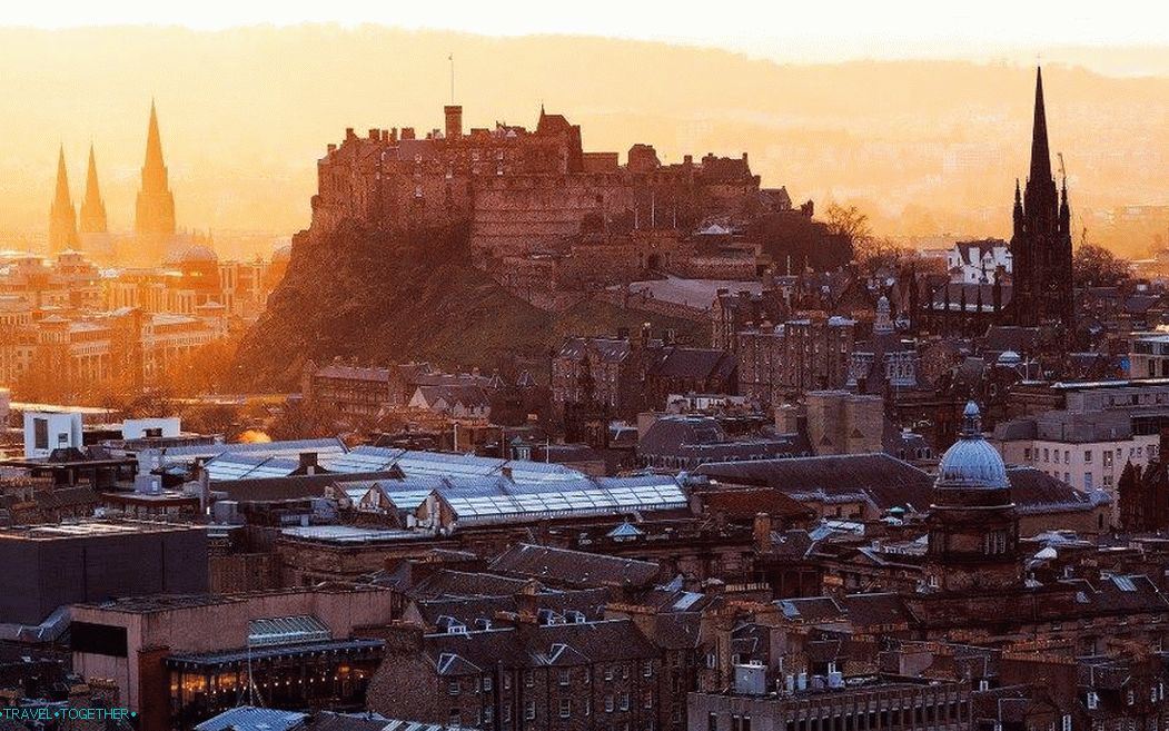 Pohled na hrad Edinburgh