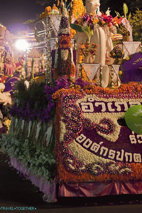 Květinový festival v Chiang Mai Květinový festival v Chiang Mai