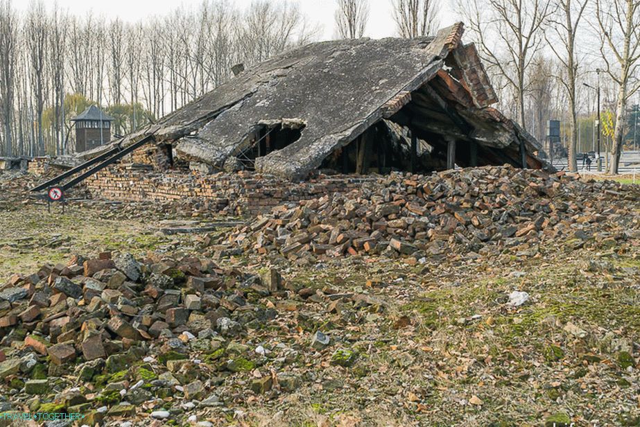 Zřícenina vyhořelého krematoria