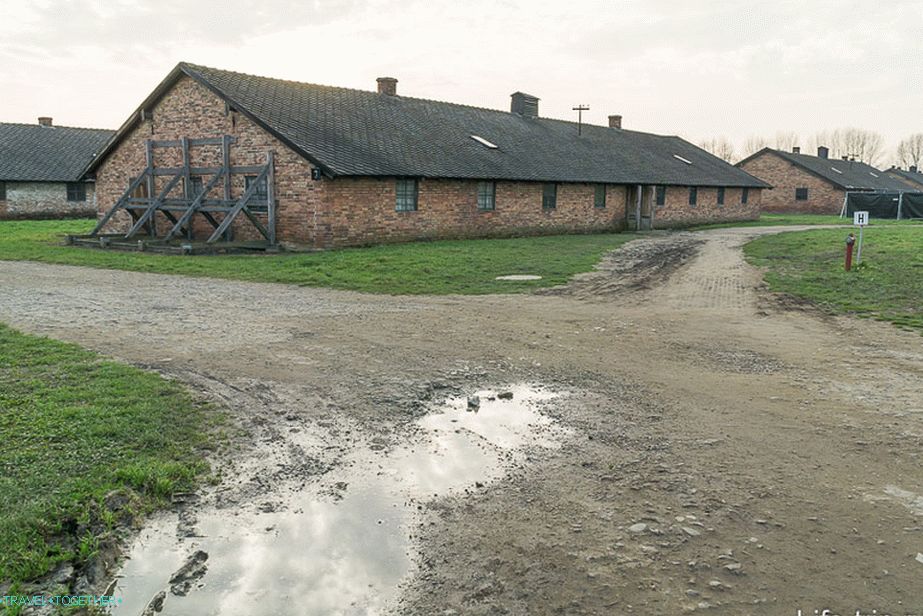 Obytná cihlová chata