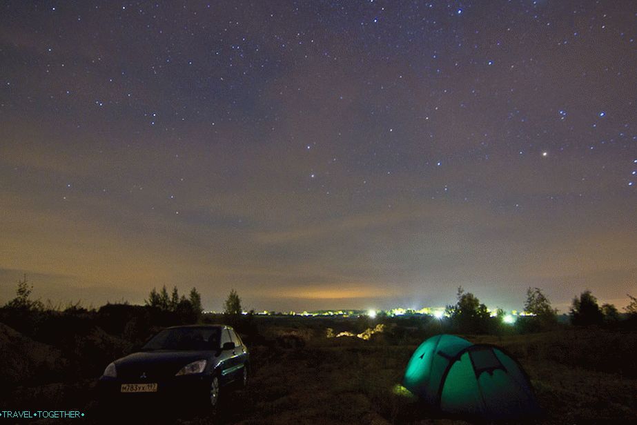 Někde v kariéře mimo Moskvu. ISO1600, 11 mm, f2,8, 30 s.