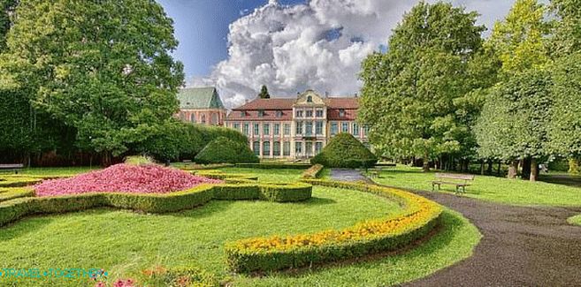 The Abbey Palace