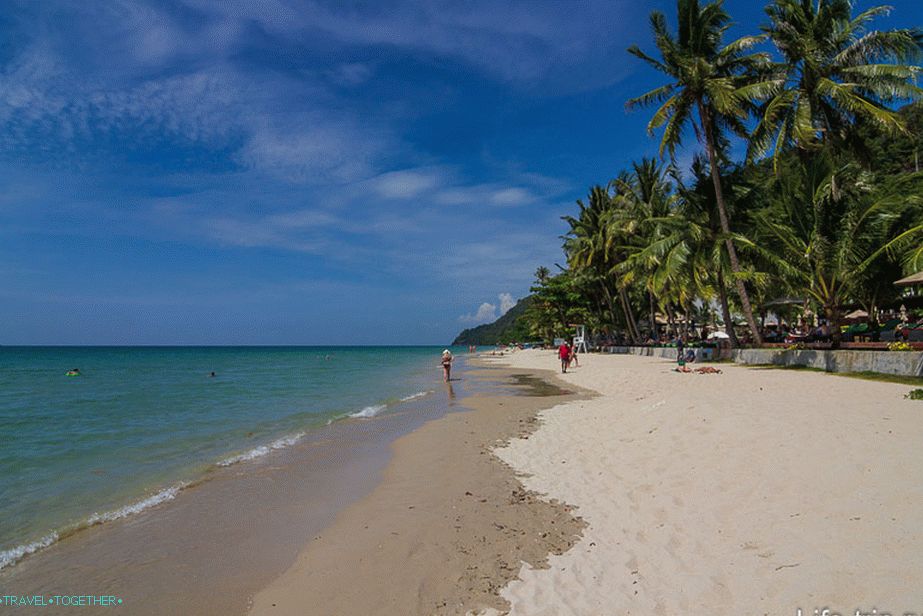 Koh Chang, pláž s bílým pískem