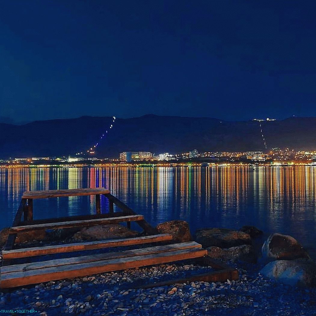 Noční Gelendzhik. Fotografie - @lovegelen