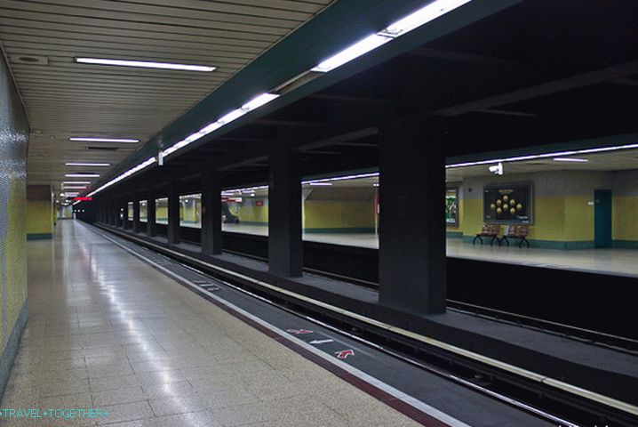 Metro v Ankaře. Turecko.