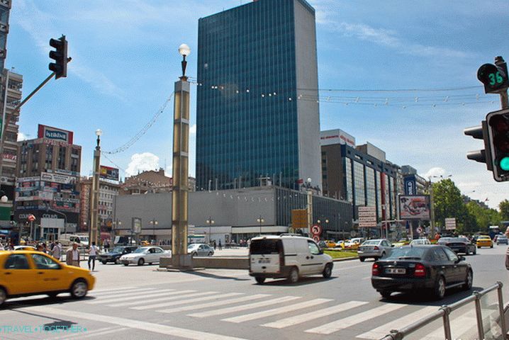 Ankarovo moderní centrum.