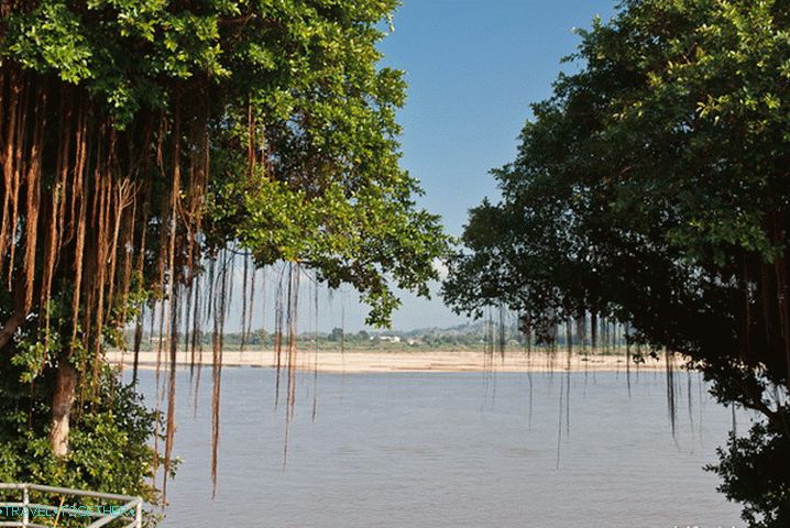 Řeka Mekong v Chiang Saen Řeka Mekong v Chiang Saen