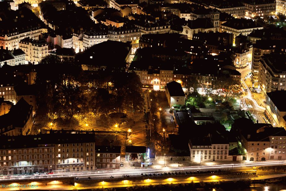Noční Grenoble