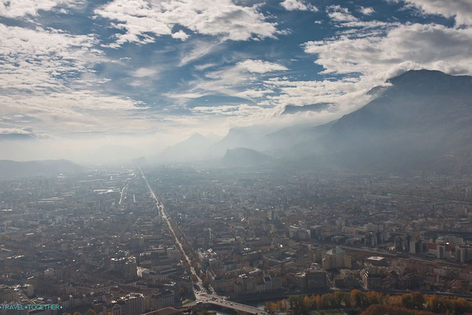 Grenoble z výšky Bastily