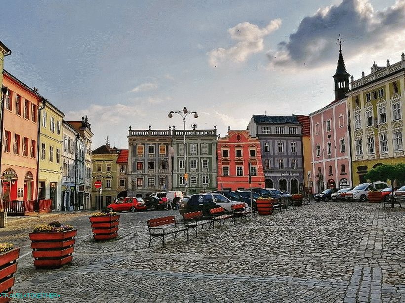 Náměstí míru