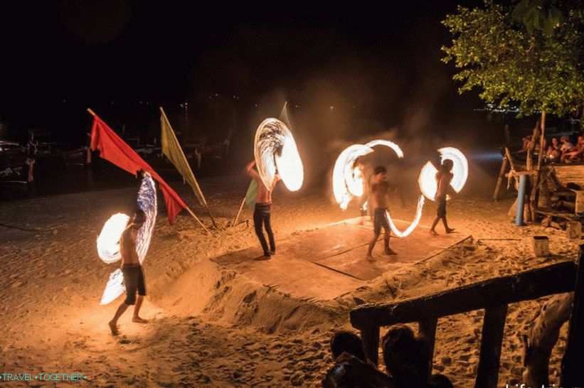 Phi Phi Fire Show