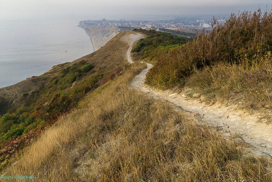 Před odjezdem jsem běžel na Bald Mountain v Anapě.