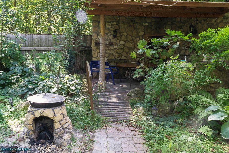 Altán a gril na grilování