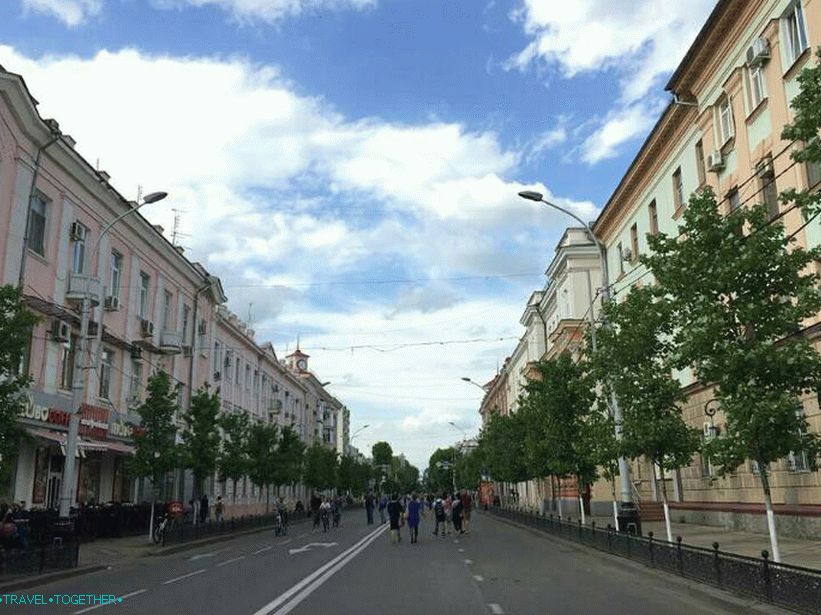 Krasnaya Street. Fotografie - @nikitanikitanikitaaaa