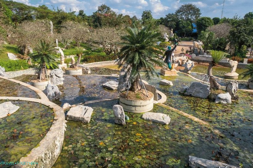 Krokodýlí farma v Pattayi a park miliónů kamenů - moje dojmy