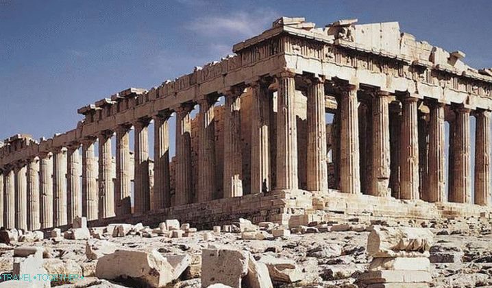 Řecko, starověký chrám Parthenon