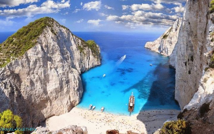 Řecko, pláž Navagio, dosažitelné pouze z moře