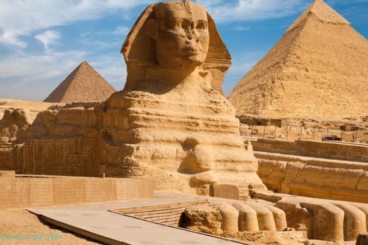 Egypt, zima - je čas jít na výlety do pouště, nedochází k ohnivému vedru