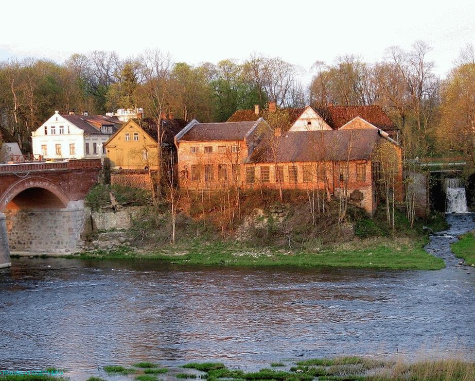 Řeka Venta nedaleko města Kuldiga