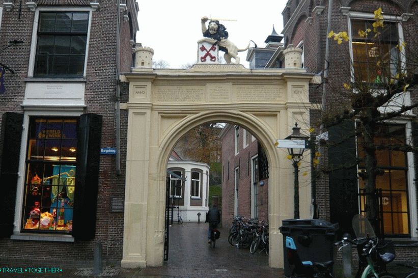 Leiden Castle
