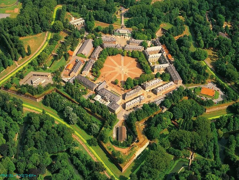 „Malá