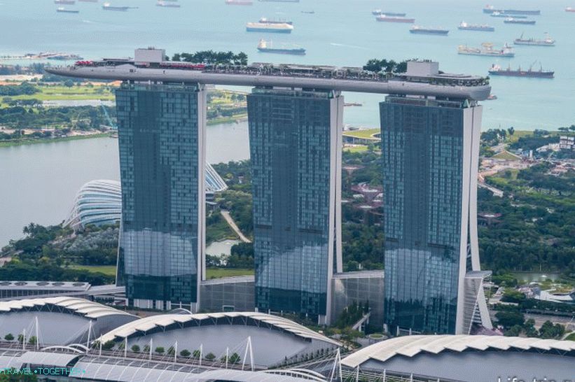 Pohled na Marina Bay Sands Hotel