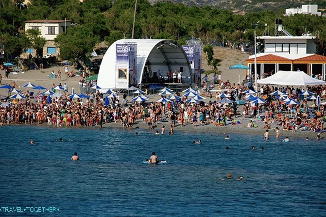 Milovej se, ne válka nebo Matala Beach Festival