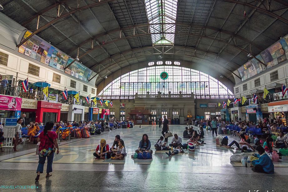 Bangkok's Hua Lamphong Railway Station