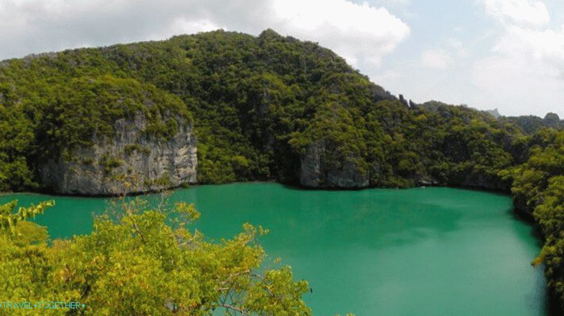 Ungtong, mořský park - jezero na ostrově Mae Ko
