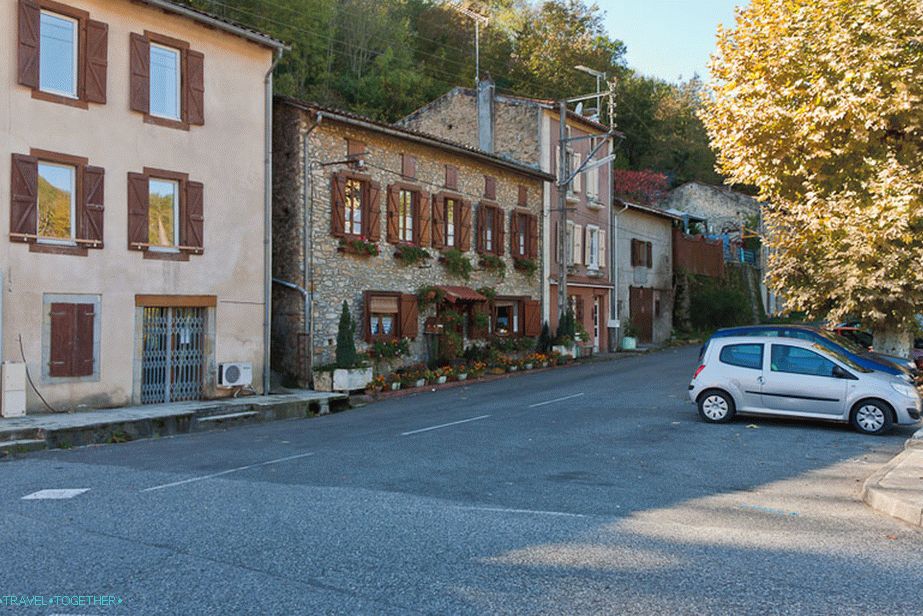 Typické dobře udržované ulice malých měst