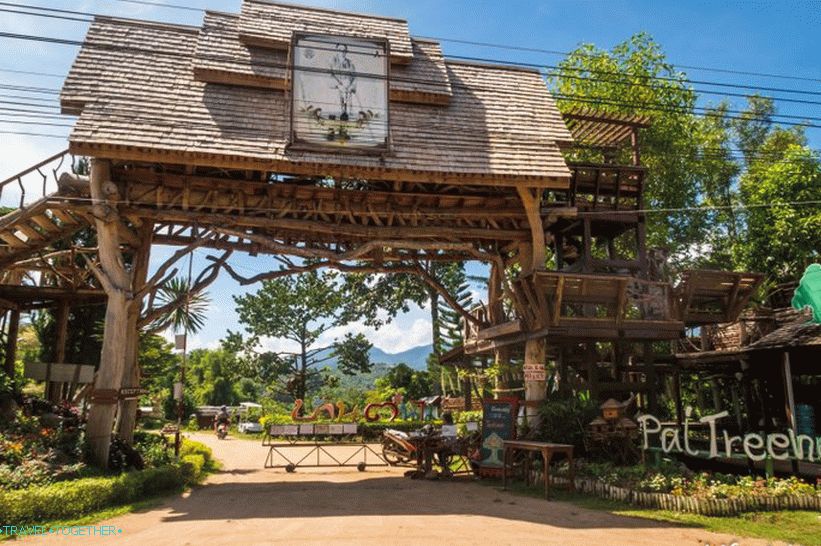 Main Gate at Pai Treehouse Resort