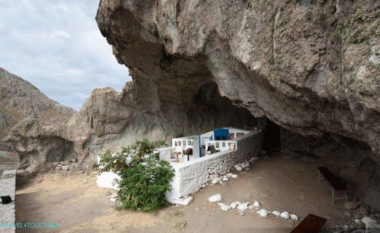 Kostel Panagia Kakaviotissa na ostrově Lemnos
